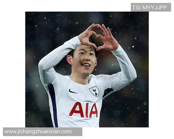 足球明星比心庆祝动作揭秘背后的情感与团队精神