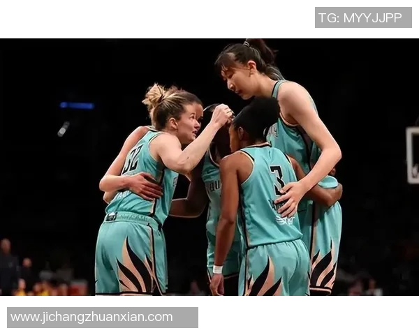 康涅狄格太阳与达拉斯飞翼的激烈对决揭示WNBA季后赛新篇章